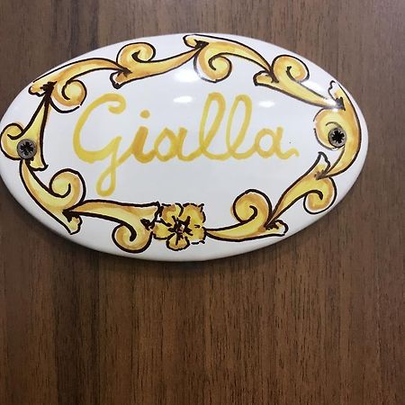 La Casa Di Fafa Bed and Breakfast Napoli Eksteriør billede