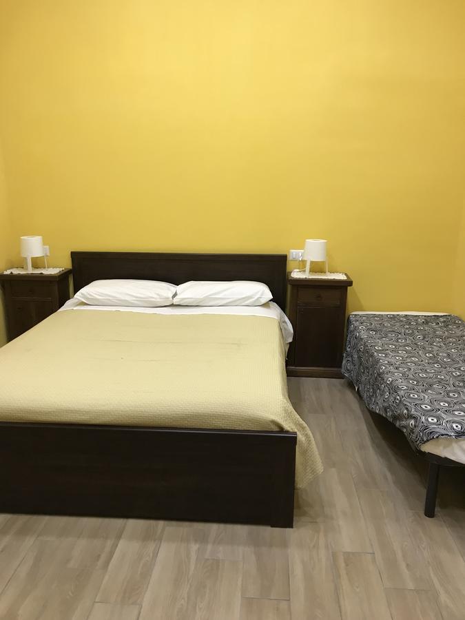 La Casa Di Fafa Bed and Breakfast Napoli Eksteriør billede