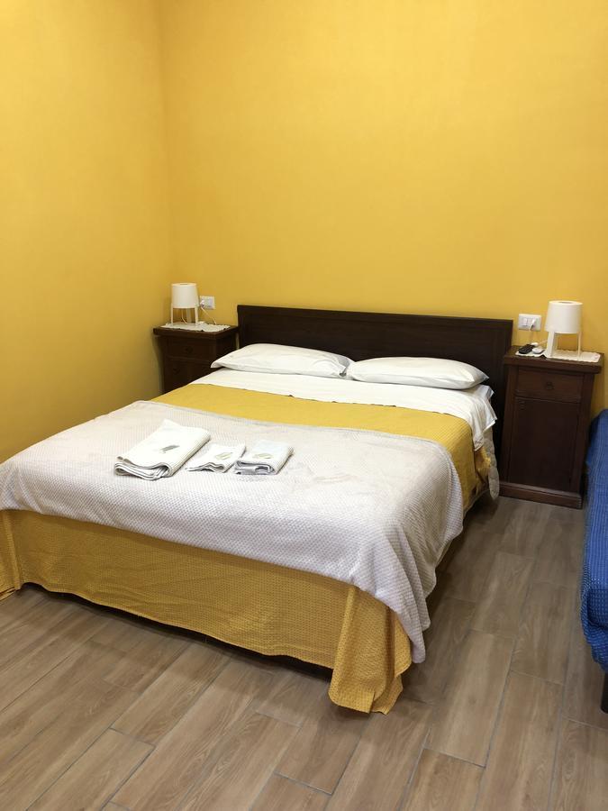 La Casa Di Fafa Bed and Breakfast Napoli Eksteriør billede